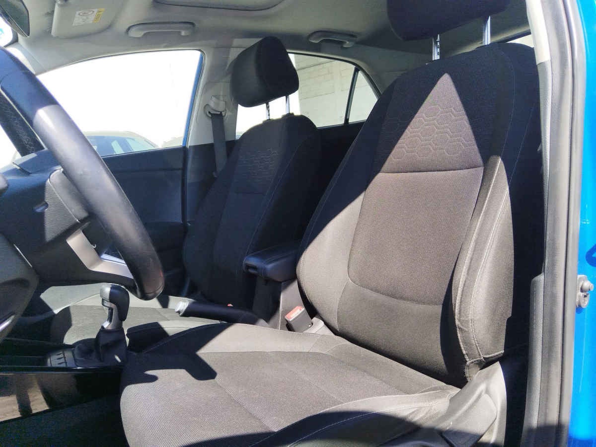 2023 Kia KIA RIO HB 5p EX L4/1.6 Man