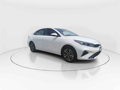 2023 Kia FORTE SEDAN 4p LX L4/2.0 Man