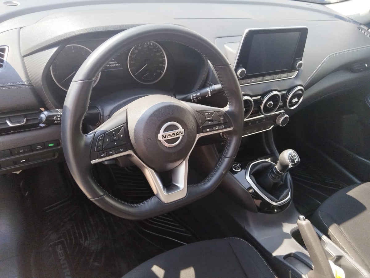 2023 Nissan Sentra 4p Advance L4/2.0 Man