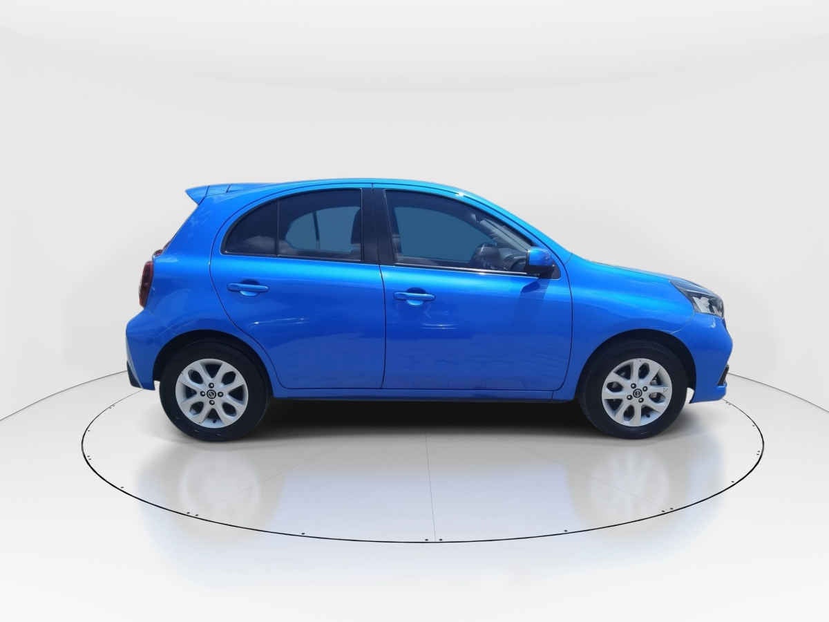 2021 Nissan March 5p Advance L4/1.6 Aut