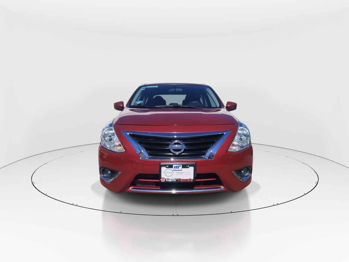 2018 Nissan Versa 4p Advance L4/1.6 Man