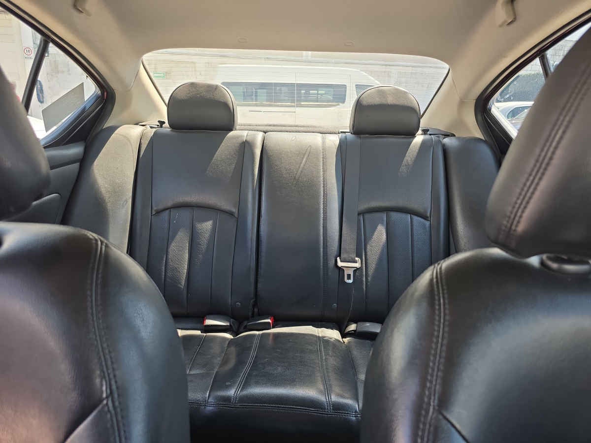 2019 Nissan Versa 4p Exclusive L4/1.6 Aut