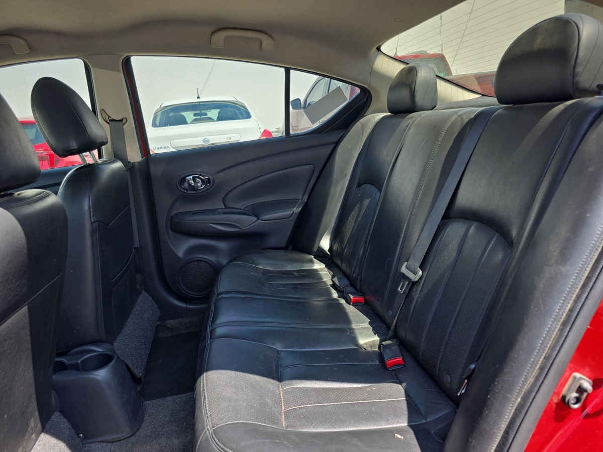 2019 Nissan Versa 4p Exclusive L4/1.6 Aut
