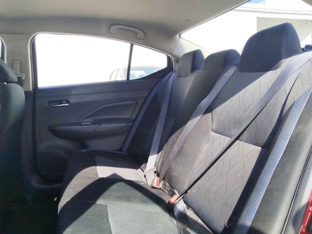 2024 Nissan Versa 4p Advance L4/1.6 Man