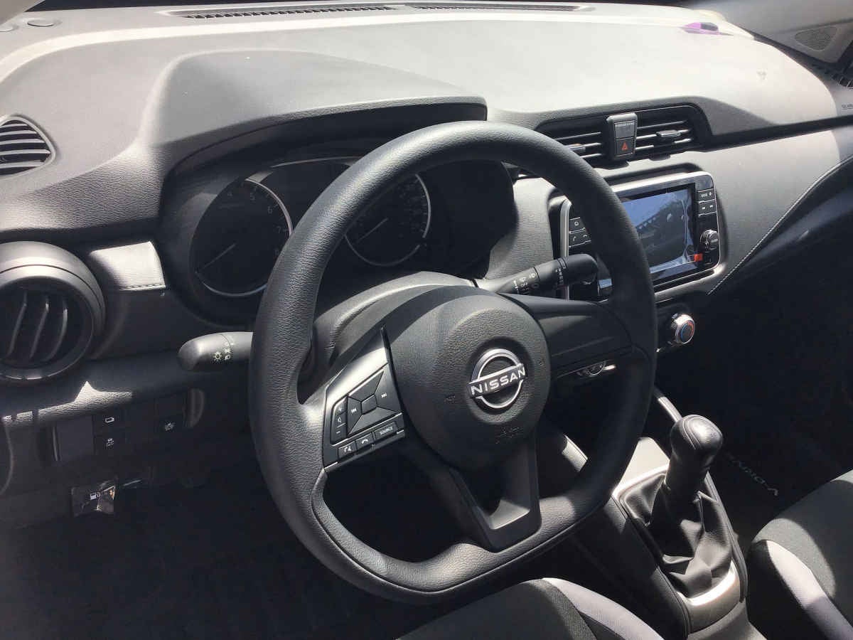 2026 Nissan Versa 4p Sense L4/1.6 Man