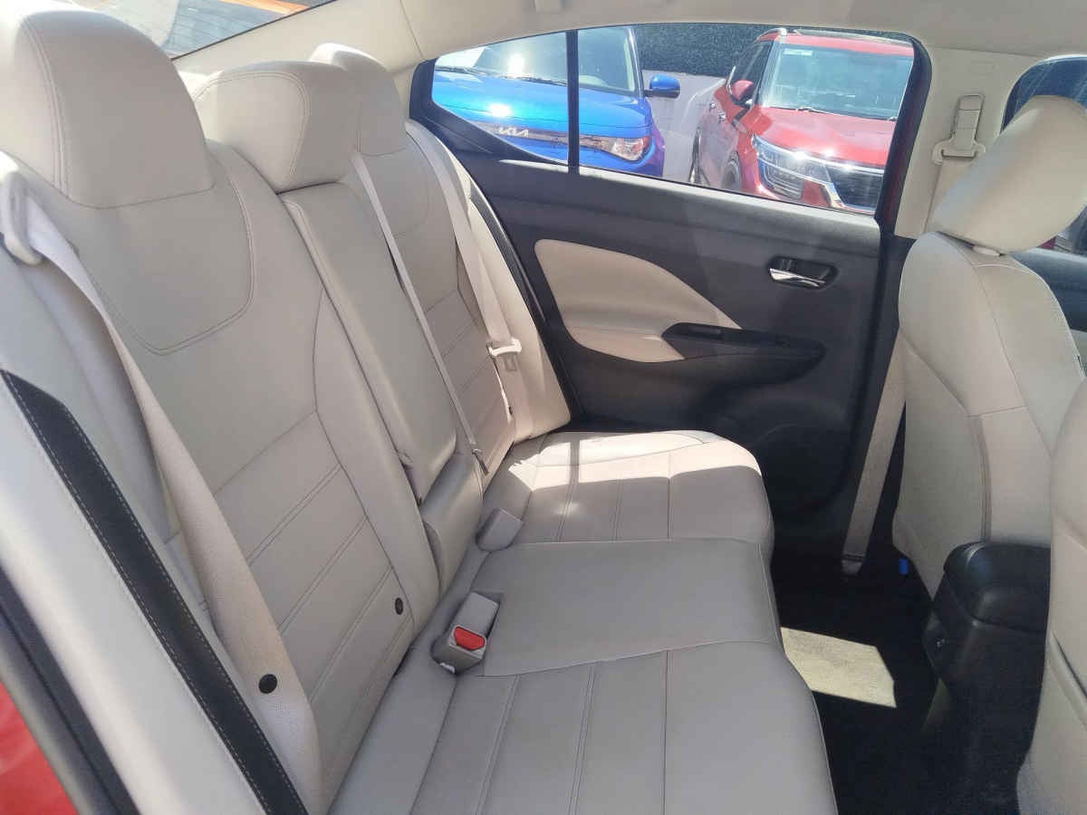 2024 Nissan Versa 4p Exclusive L4/1.6 Aut