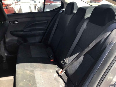 2025 Nissan Versa 4p Advance L4/1.6 Man