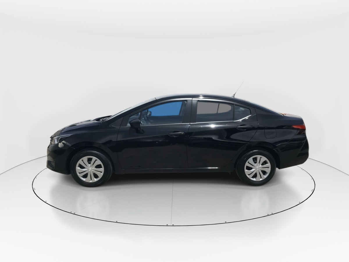 2025 Nissan Versa 4p Sense L4/1.6 Man