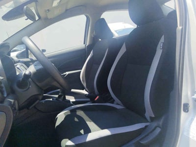 2025 Nissan Versa 4p Sense L4/1.6 Man