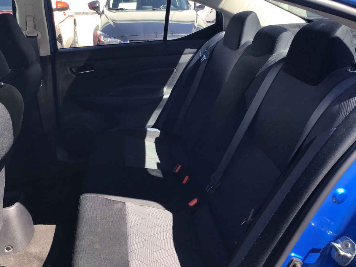 2025 Nissan Versa 4p Advance L4/1.6 Man