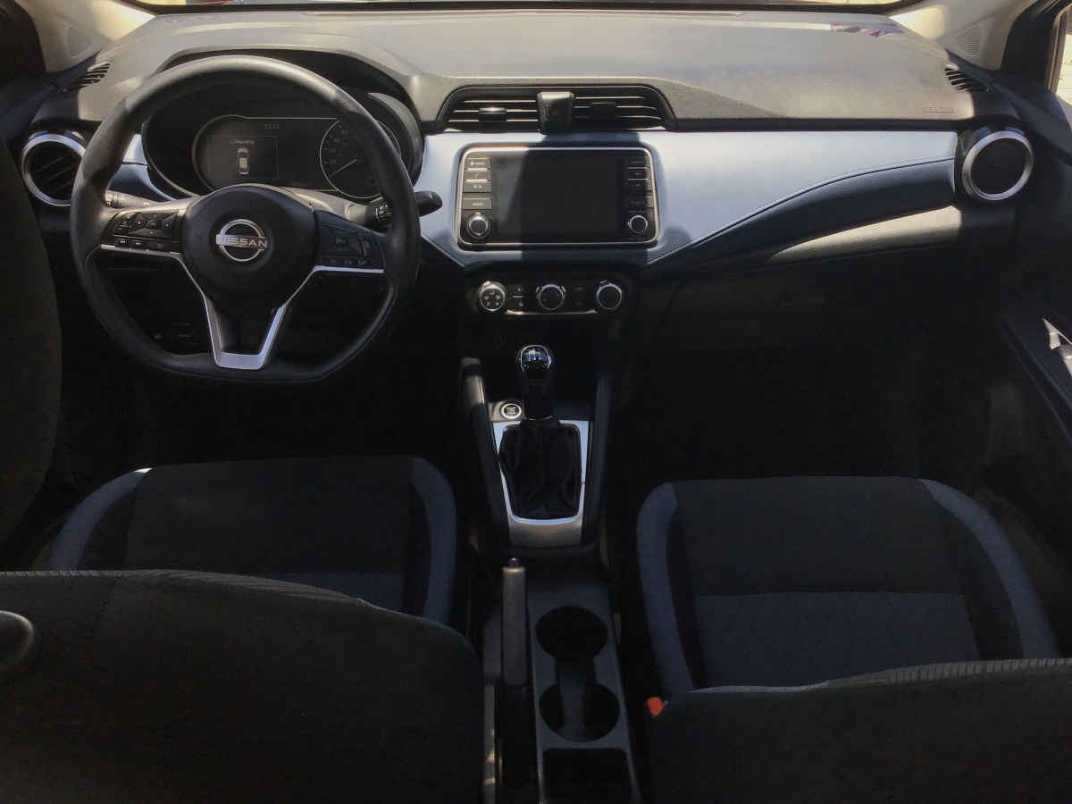 2024 Nissan Versa 4p Advance L4/1.6 Man