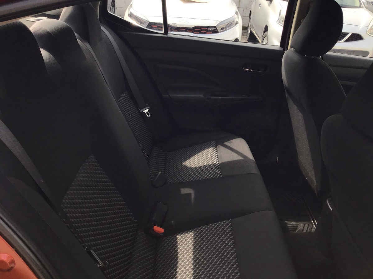 2022 Nissan Versa 4p Sense L4/1.6 Man