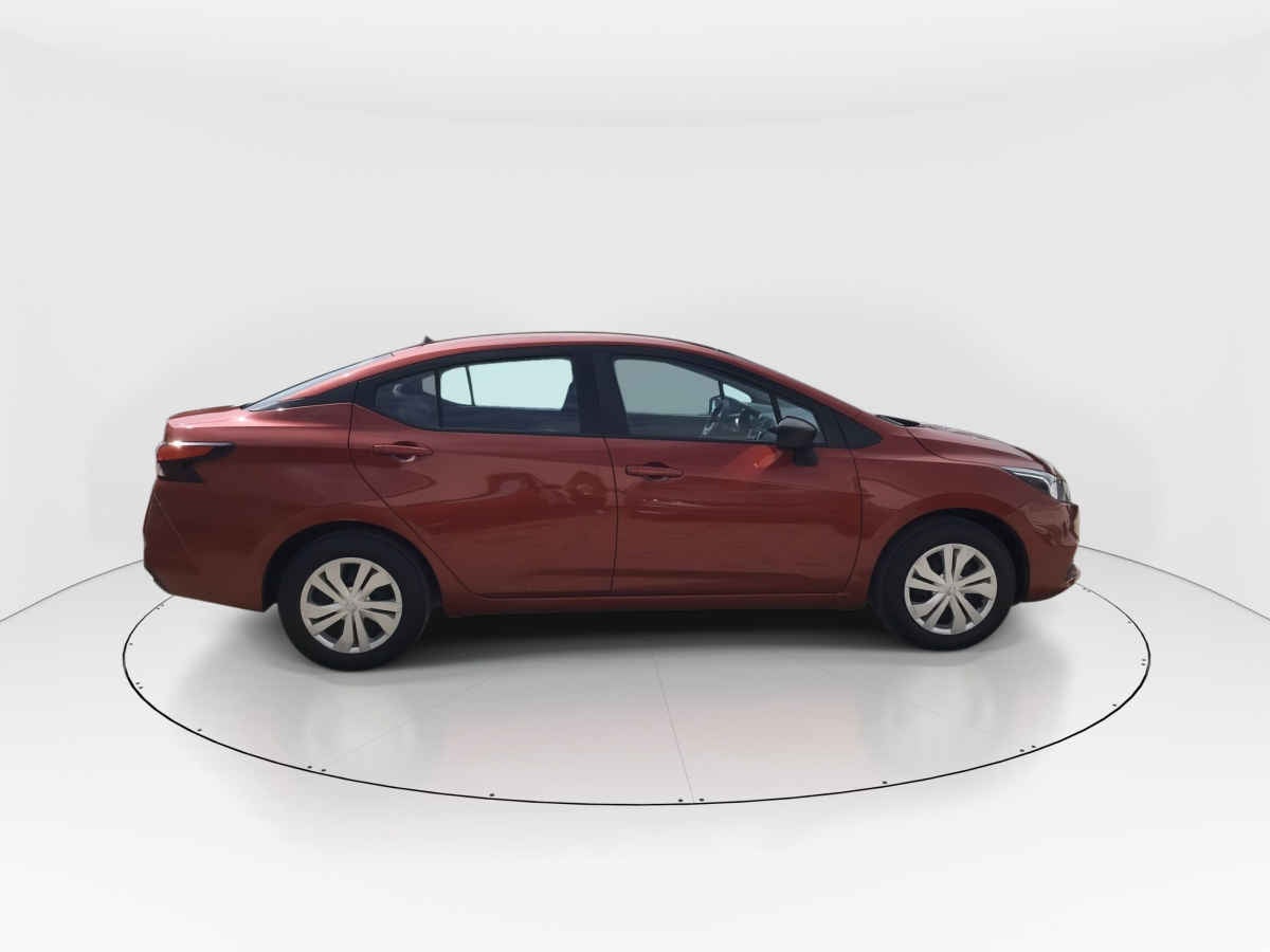 2022 Nissan Versa 4p Sense L4/1.6 Man
