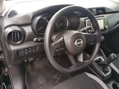 2025 Nissan Versa 4p Sense L4/1.6 Man