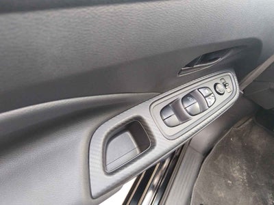 2025 Nissan Versa 4p Sense L4/1.6 Man