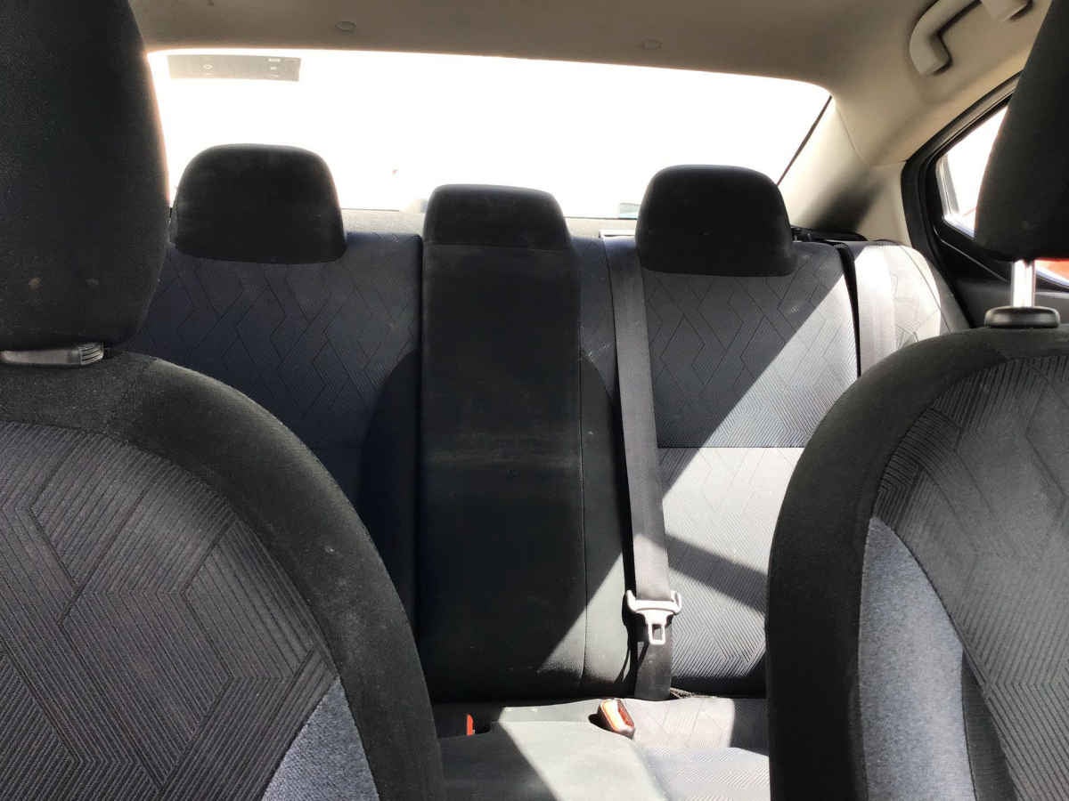2024 Nissan Versa 4p Advance L4/1.6 Man