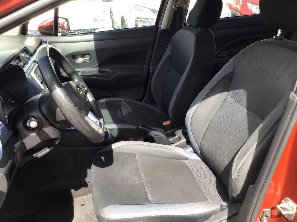 2024 Nissan Versa 4p Advance L4/1.6 Man