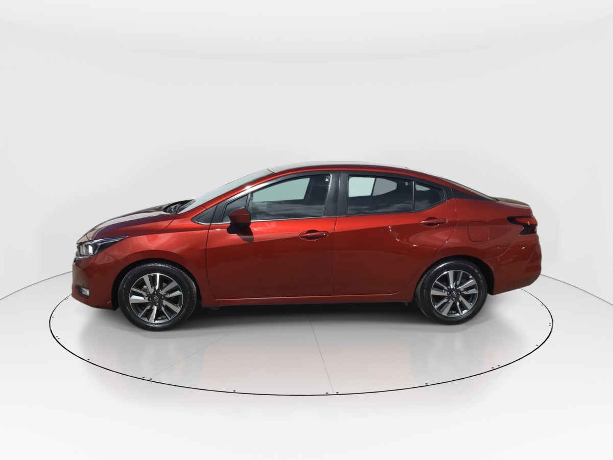 2024 Nissan Versa 4p Advance L4/1.6 Man