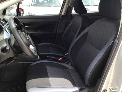 2024 Nissan Versa 4p Advance L4/1.6 Man