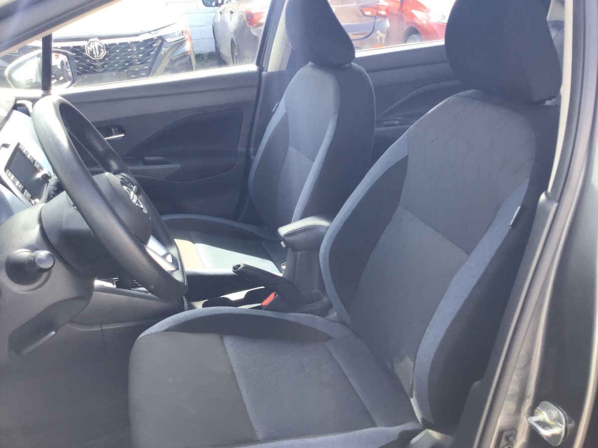 2025 Nissan Versa 4p Advance L4/1.6 Aut