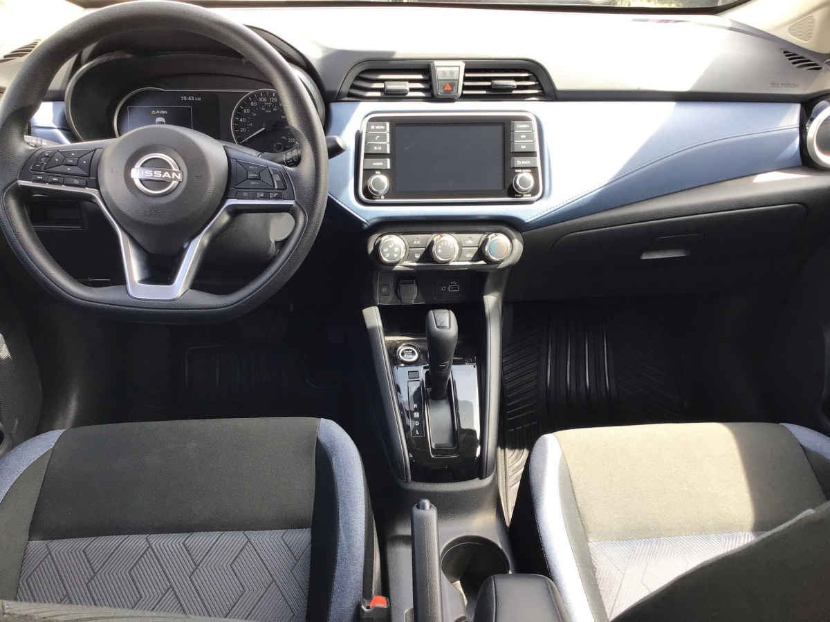 2025 Nissan Versa 4p Advance L4/1.6 Aut
