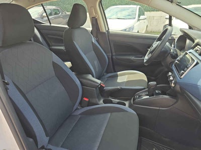 2025 Nissan Versa 4p Advance L4/1.6 Aut