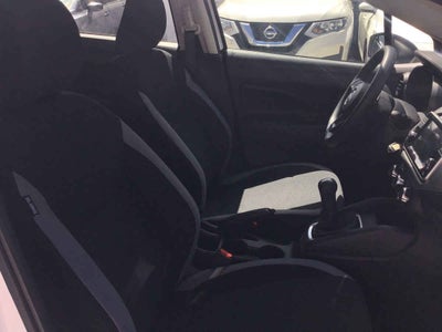 2026 Nissan Versa 4p Sense Base L4/1.6 Man