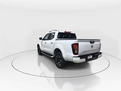 2025 Nissan Frontier 4p Platinum LE L4/2.5 Aut