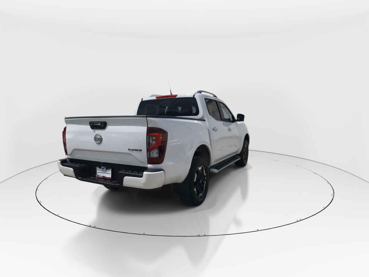 2025 Nissan Frontier 4p Platinum LE L4/2.5 Aut