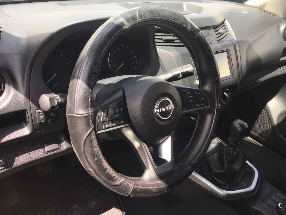 2025 Nissan Frontier 4p XE L4/2.5 Man