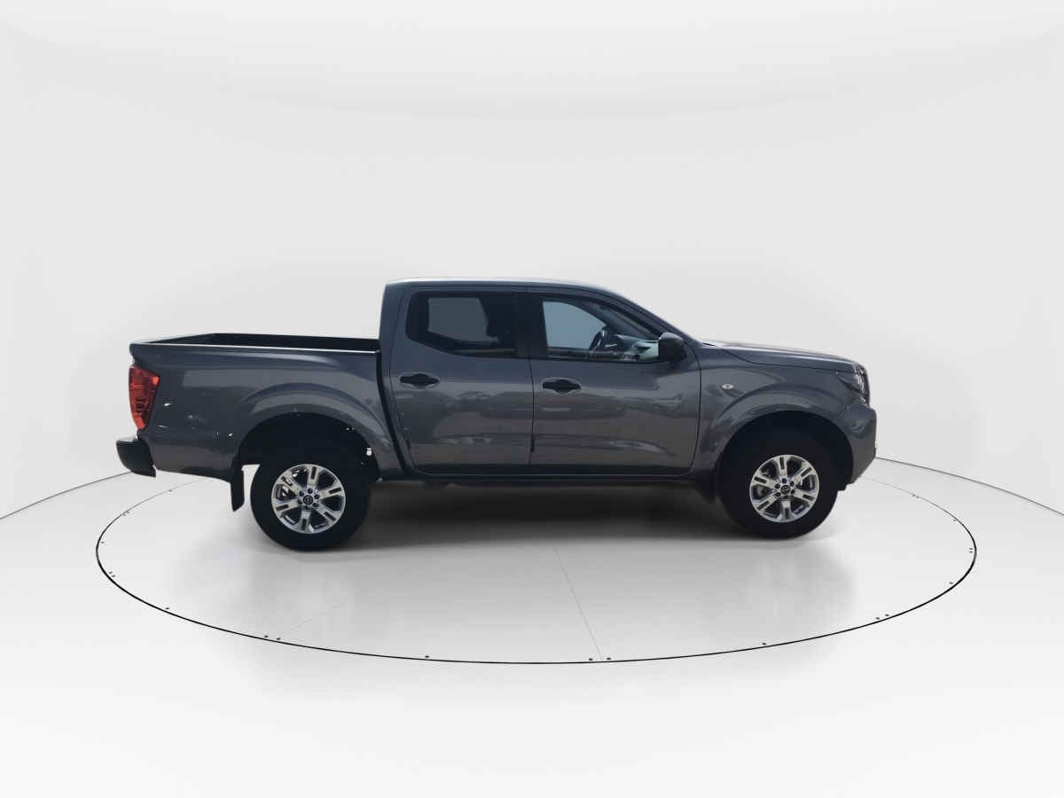 2025 Nissan Frontier 4p XE L4/2.5 Man
