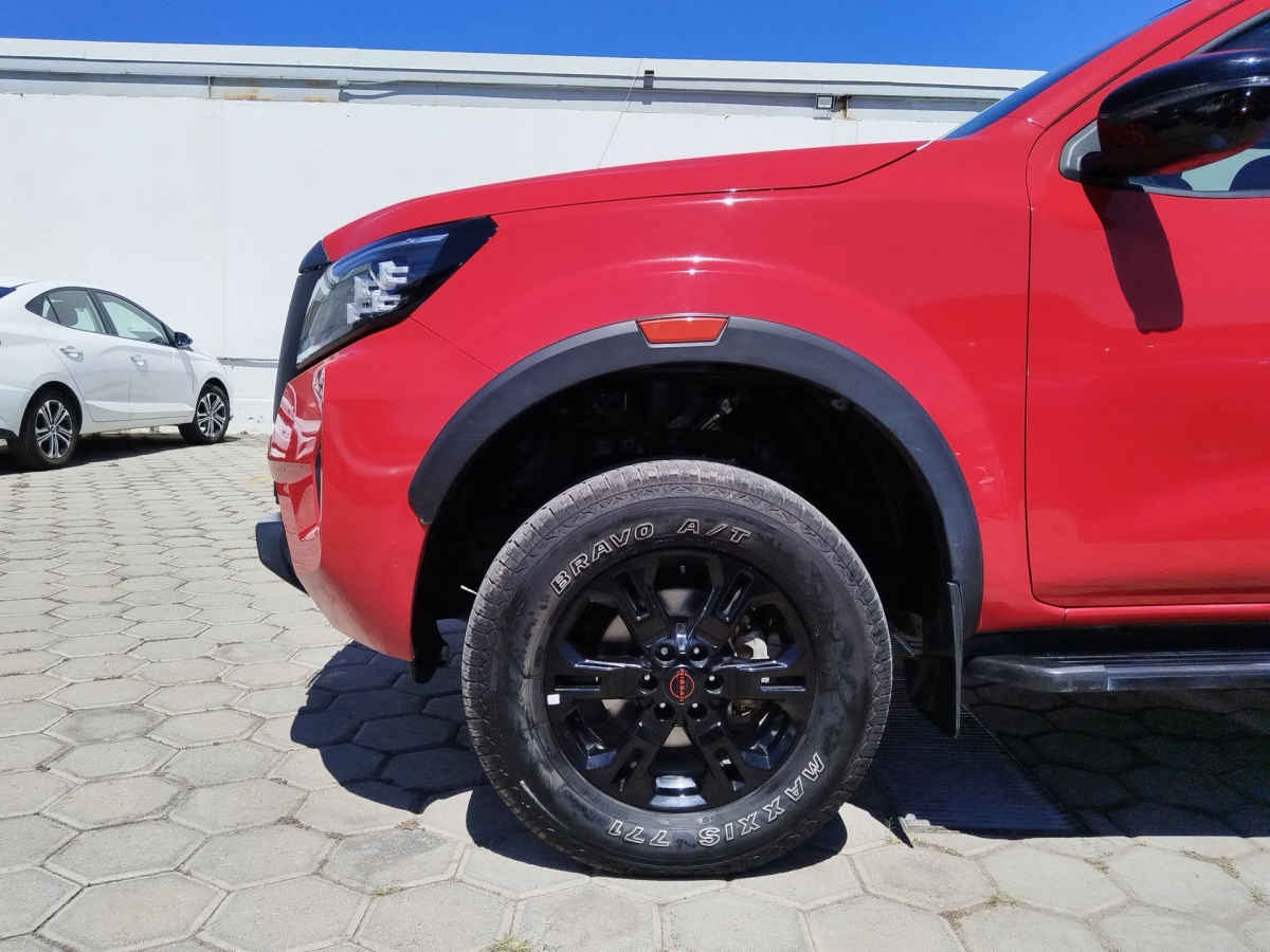 2024 Nissan Frontier 4p Pro-4X L4/2.5 Aut 4x4