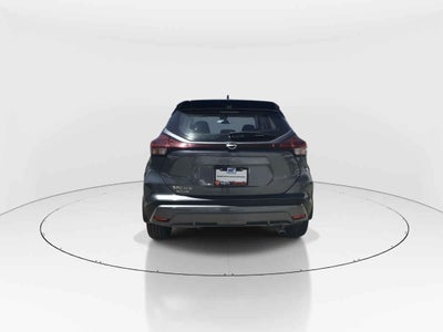 2025 Nissan Kicks 5p Play Advance L4/1.6 Aut