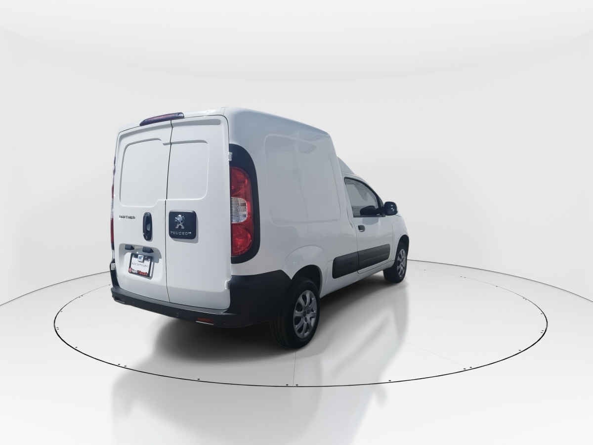 2025 Peugeot Partner Rapid 5p L4/1.4 Man