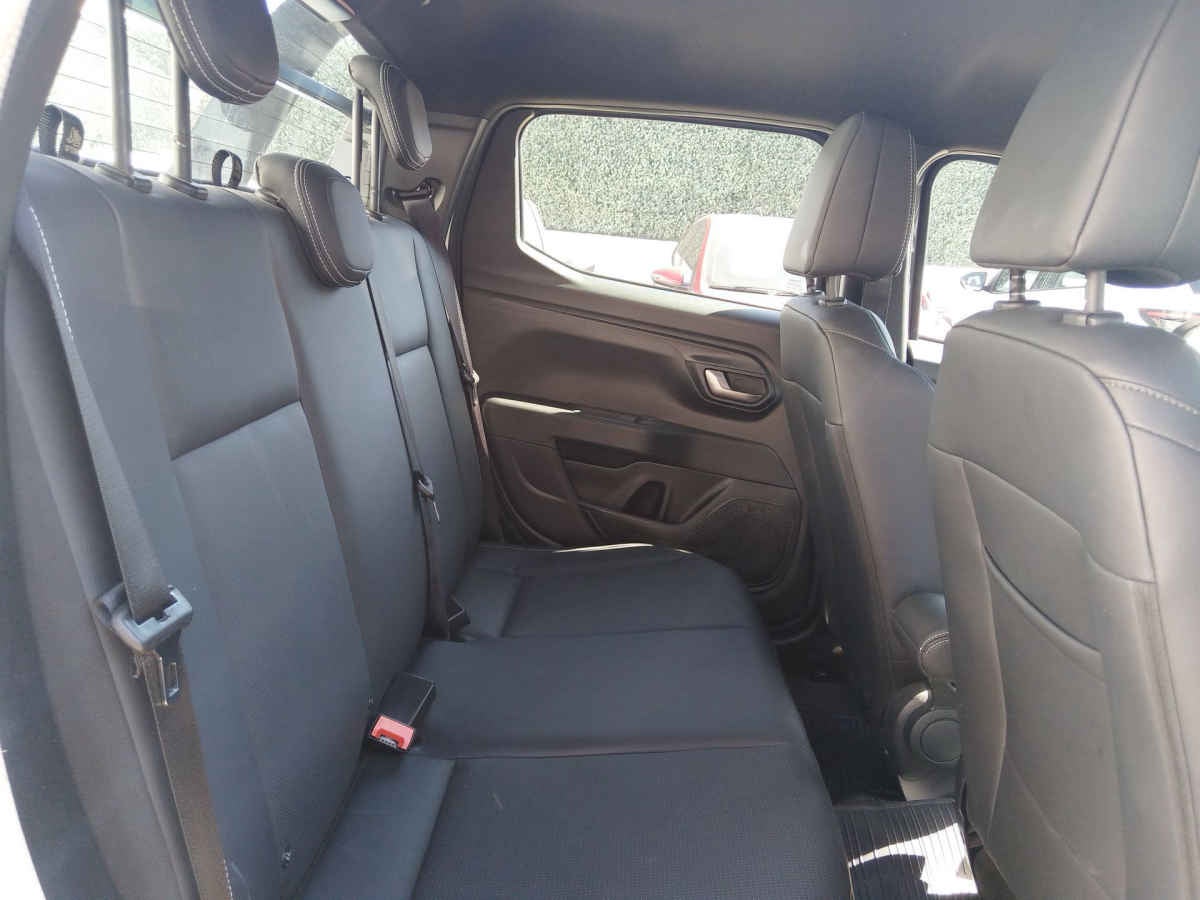 2025 RAM Ram 700 4p Laramie Turbo L4/1.3/T Aut