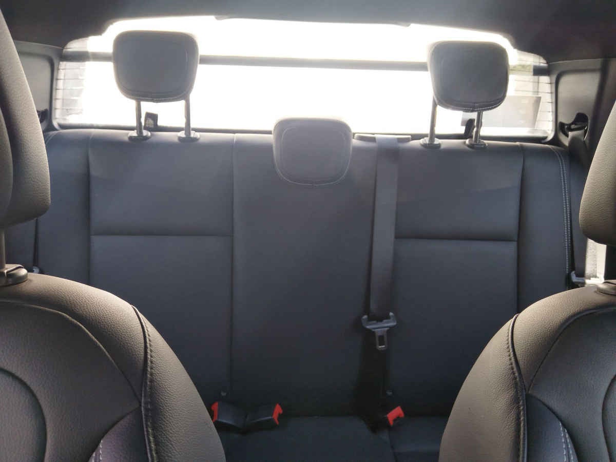 2025 RAM Ram 700 4p Laramie Turbo L4/1.3/T Aut