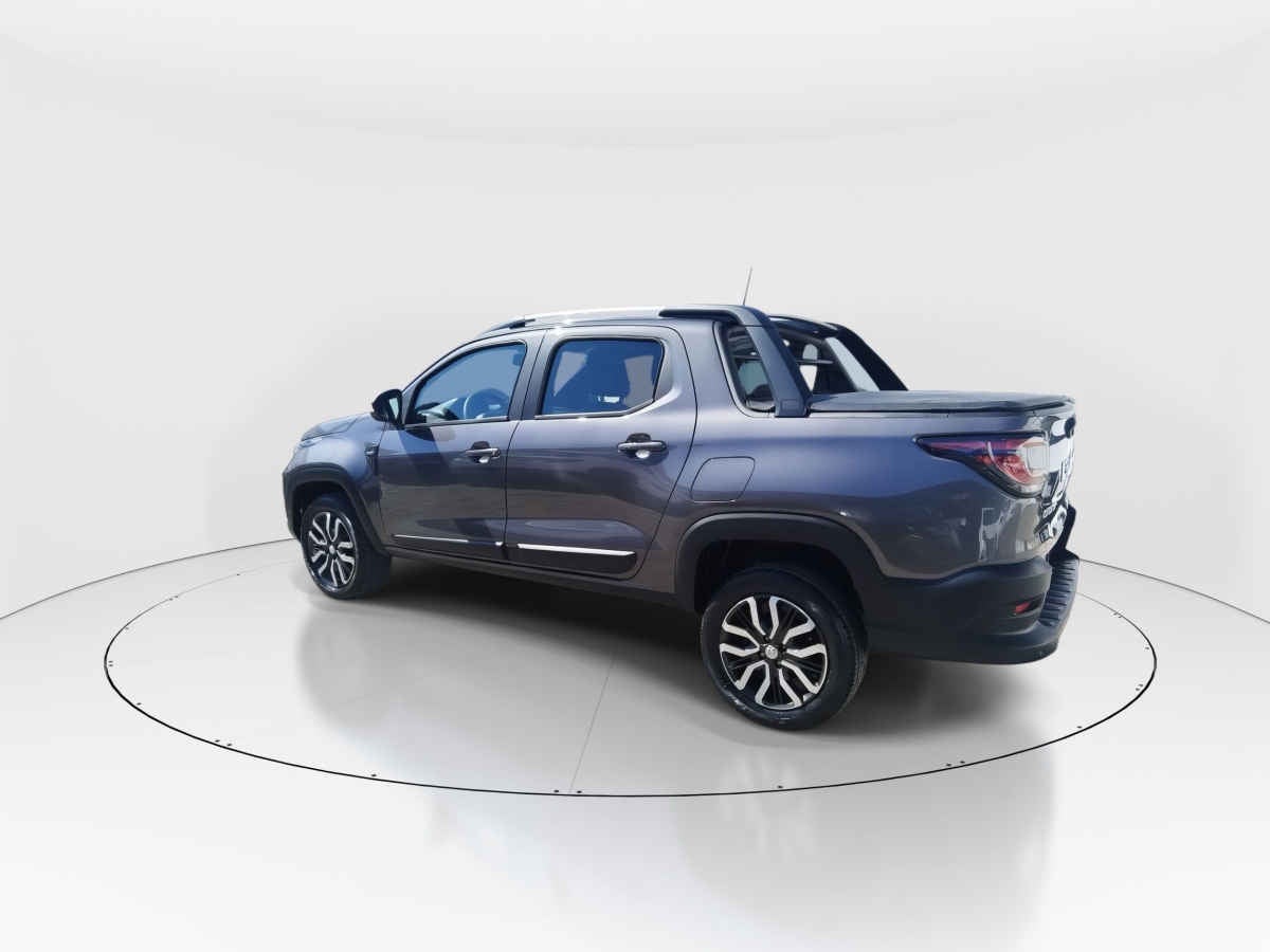 2025 RAM Ram 700 4p Laramie Turbo L4/1.3/T Aut