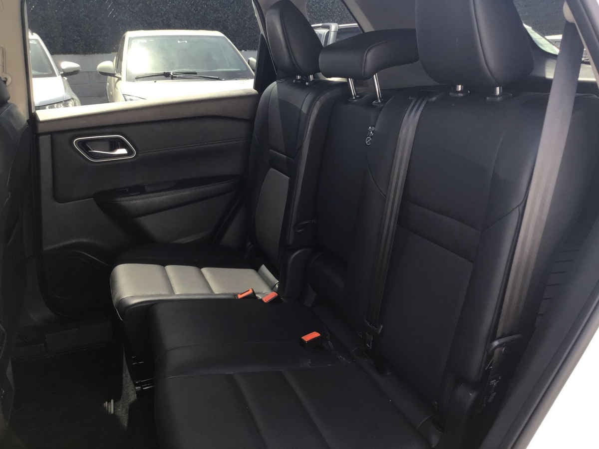 2026 Nissan X-Trail 5p Exclusive 2 Row L4/2.5 Aut
