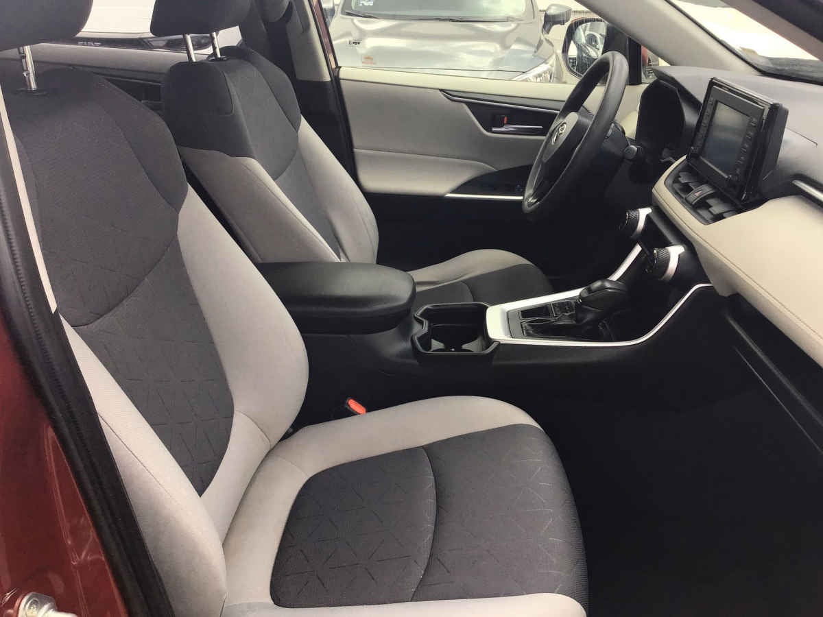 2019 Toyota RAV4 5p XLE L4/2.5 Aut