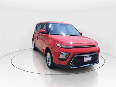 2022 Kia Soul 5p LX 1.6 L 121 HP TA6 A/AC RA-16"