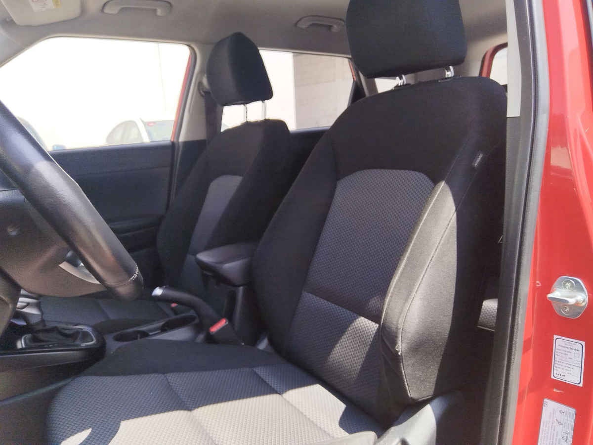 2022 Kia Soul 5p LX 1.6 L 121 HP TA6 A/AC RA-16"