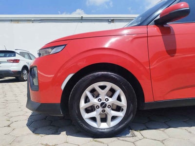2022 Kia Soul 5p LX 1.6 L 121 HP TA6 A/AC RA-16"