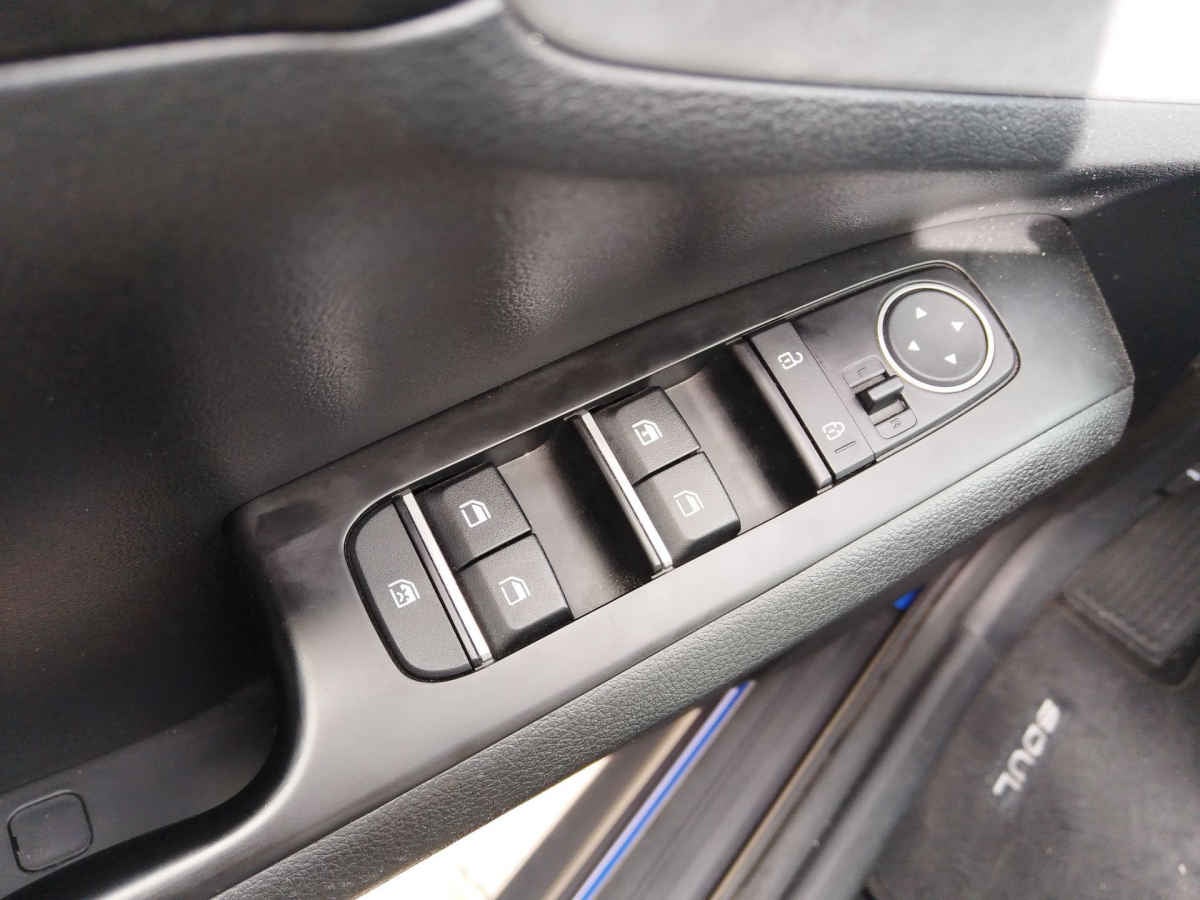 2023 Kia Soul 5p LX L4/1.6 Aut