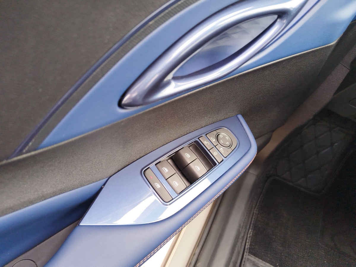 2026 BYD Dolphin MINI EV 380