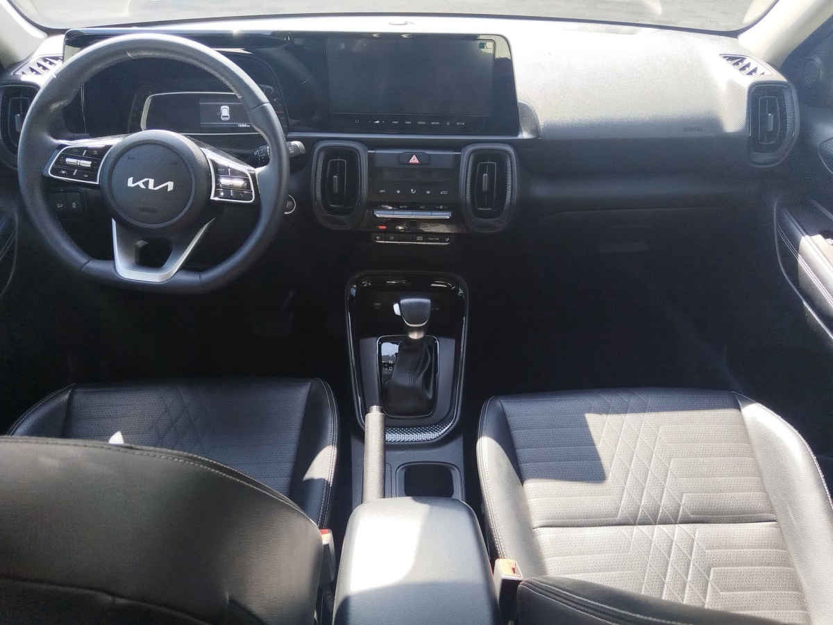 2024 Kia Sonet 5p SX L4/1.5 Aut