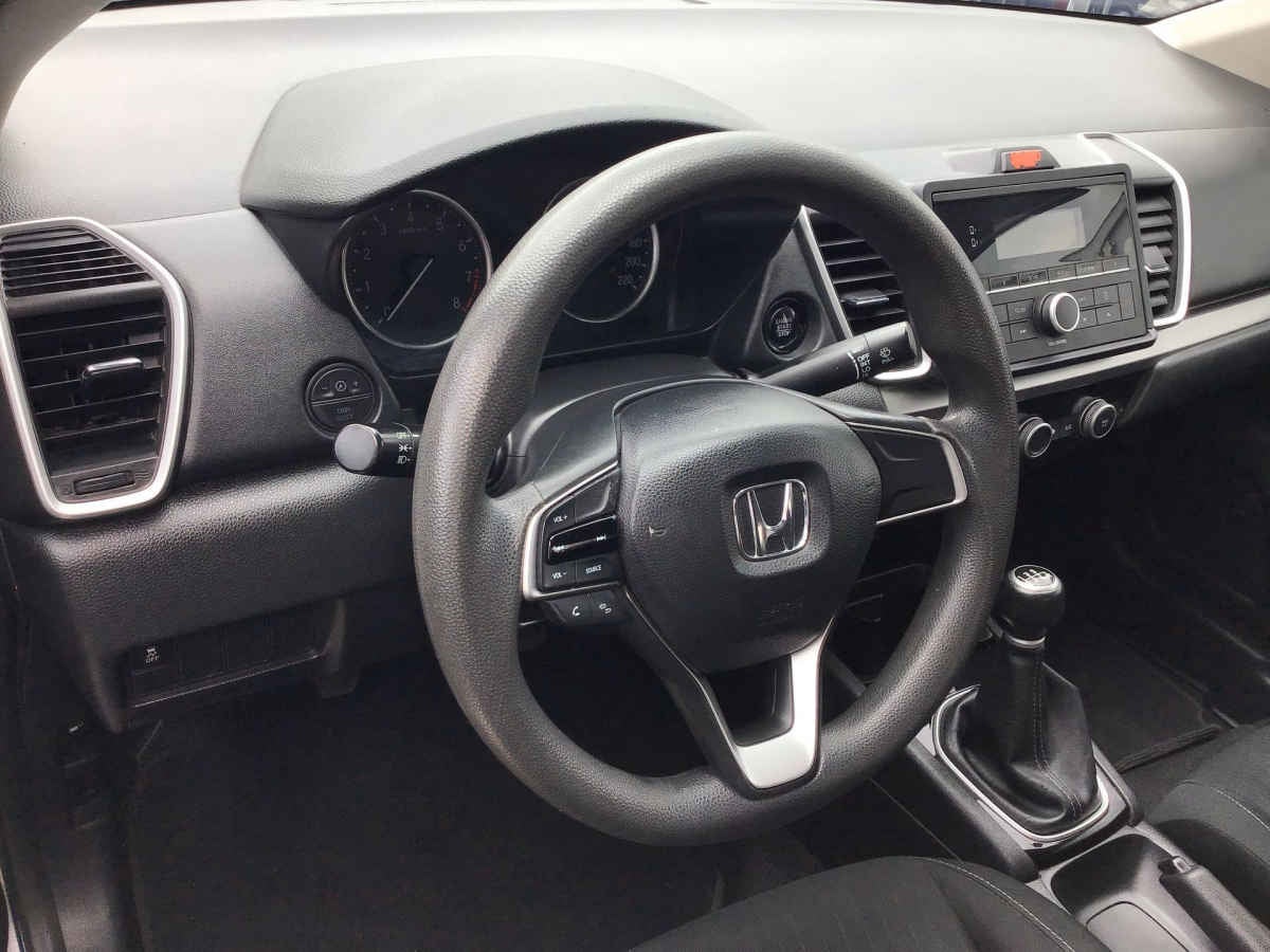 2022 Honda City 4p Uniq L4/1.5 Man