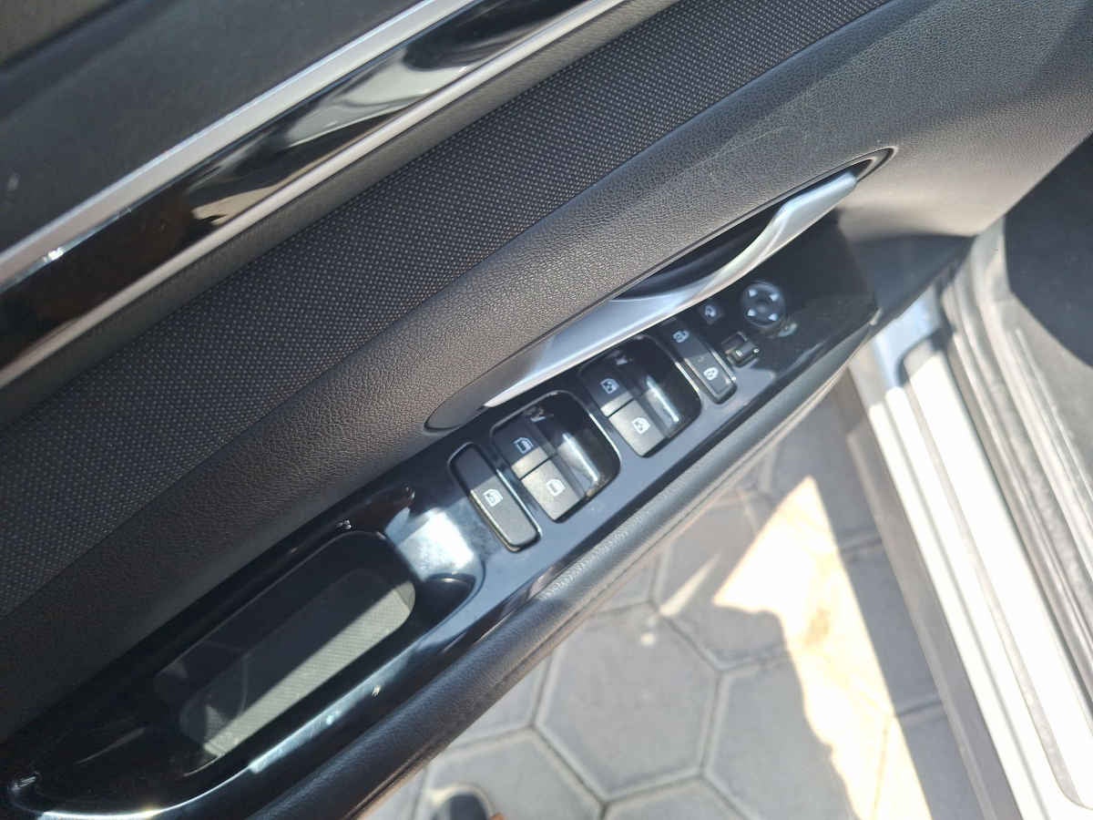 2022 Hyundai Tucson 5p Limited Tech L4/2.4 Aut