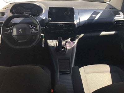 2025 Peugeot Rifter 5p Allure Pack L4/1.6/T Diesel Man